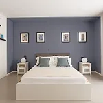 Villa Monterosso, Acicastello *