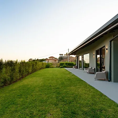 Monterosso, Acicastello 빌라 아치카스텔로