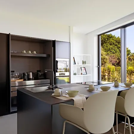 Monterosso, Acicastello 빌라