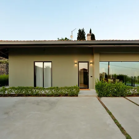 Monterosso, Acicastello 빌라 *