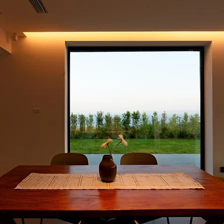 Monterosso, Acicastello 빌라 아치카스텔로